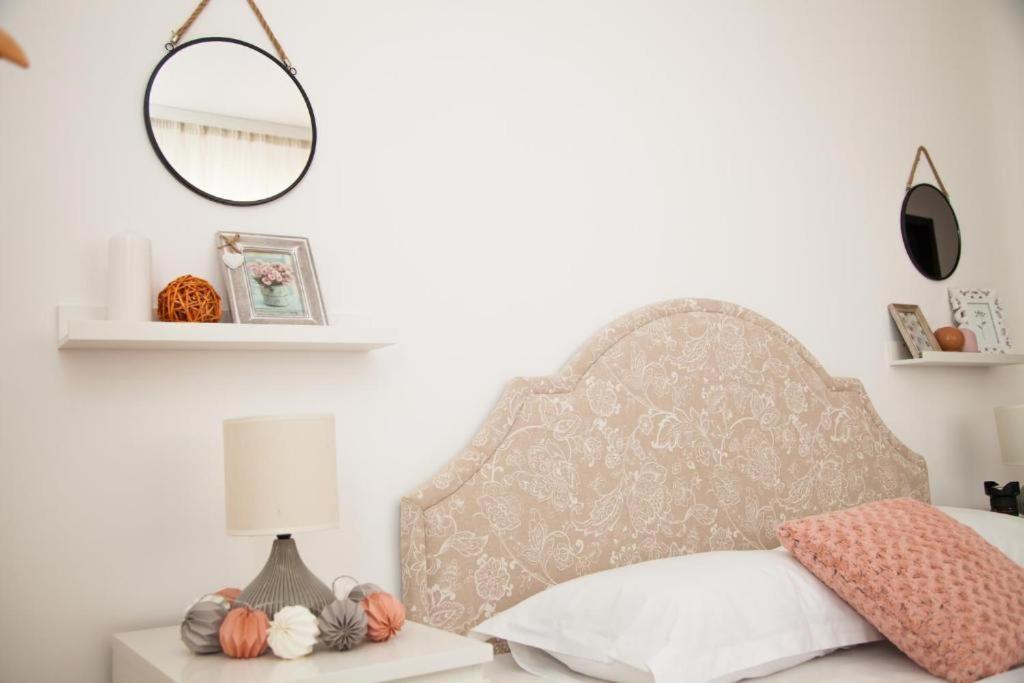 Guesthouse Smart Букурещ Екстериор снимка